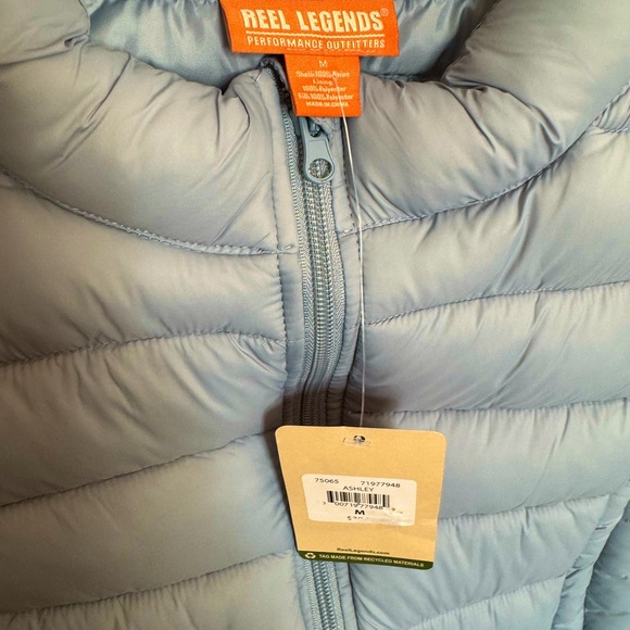 NWT REEL LEGENDS PUFFER VEST. FLATTERING LIGHTWEIGHT WARM FABRIC. - Picture 9 of 10